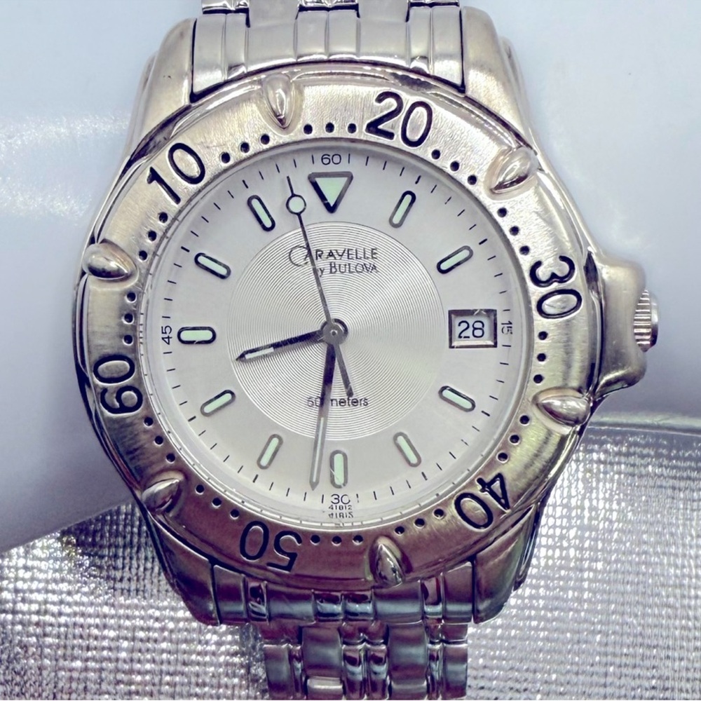 Caravelle by Bulova Quartz Silver Tone Diver Style Watch Date New Battery‎